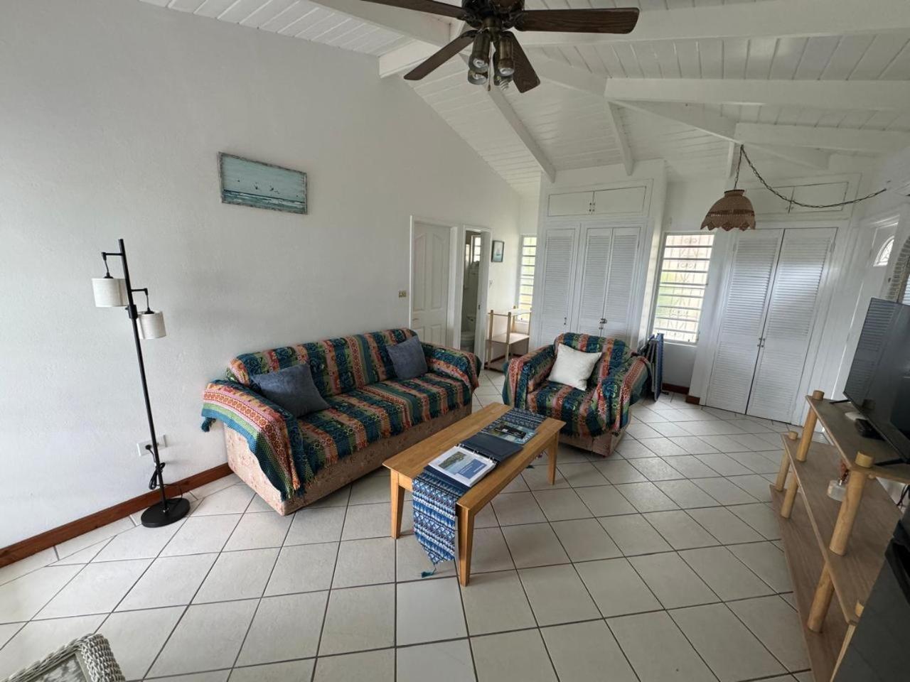 Halcyon Heights Condominium Dickenson Bay Zewnętrze zdjęcie